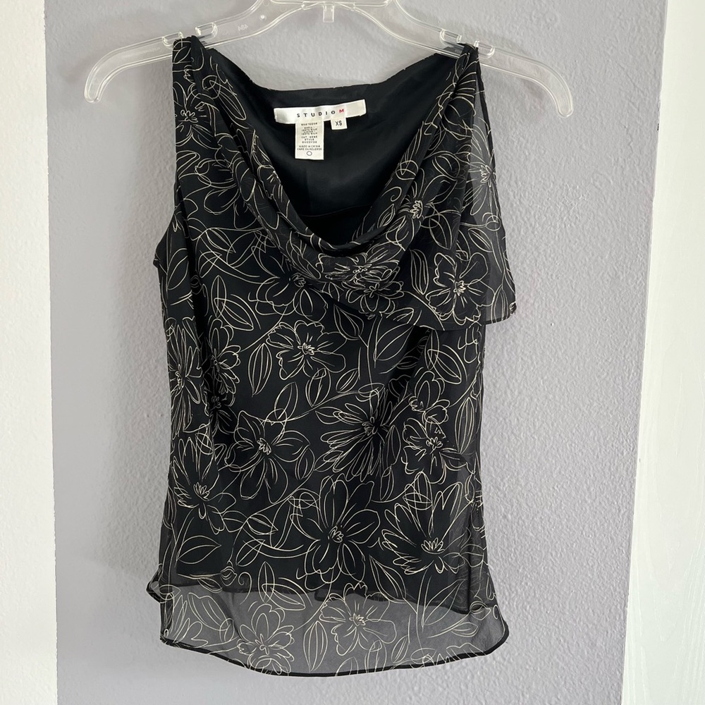 Studio M Floral Chic Top